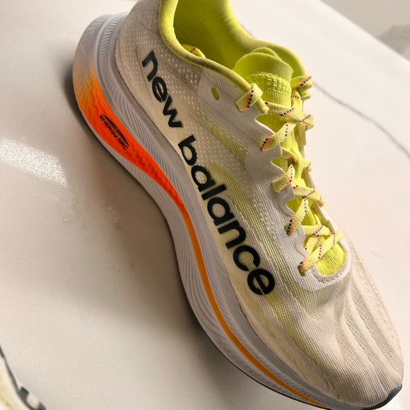 New Balance Fuel Cell Supercomp V2 - Picture 5 of 9